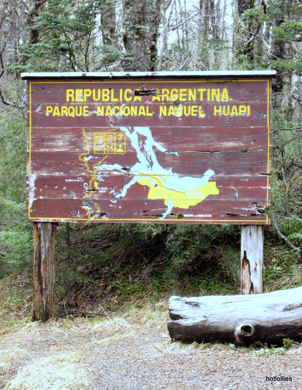Argentinian Border sign